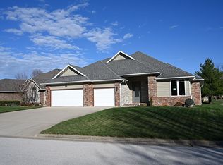 848 N Woodbury Ave, Springfield, MO 65802