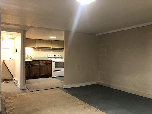 3rd image of 102 Fort Wayne Ave #2