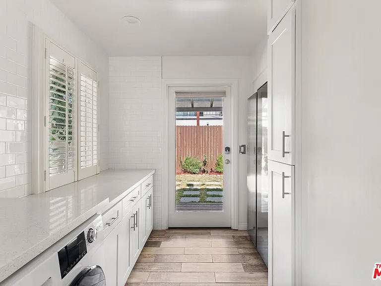 1322 N Cherokee Ave — Photo 8