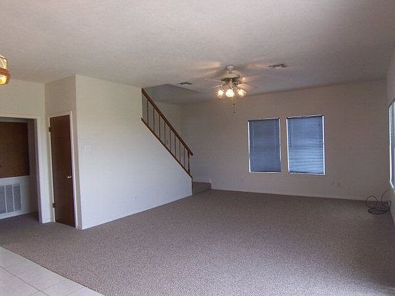 5th image of 201 Bayview Dr