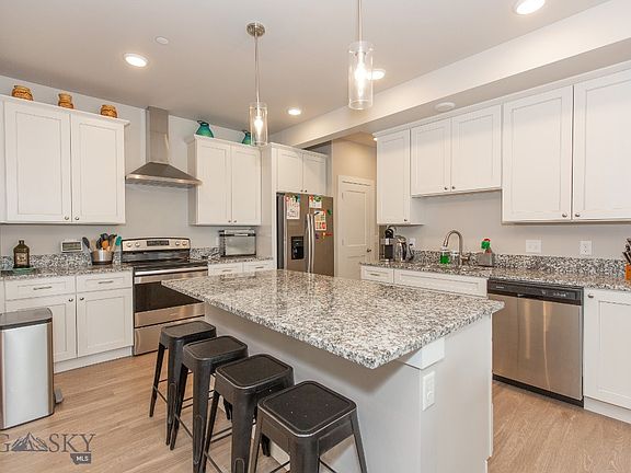 3rd image of 2720 Sartain St Unit 102