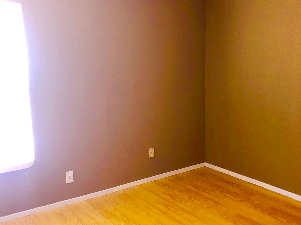 1st image of 14 Catherine Ln