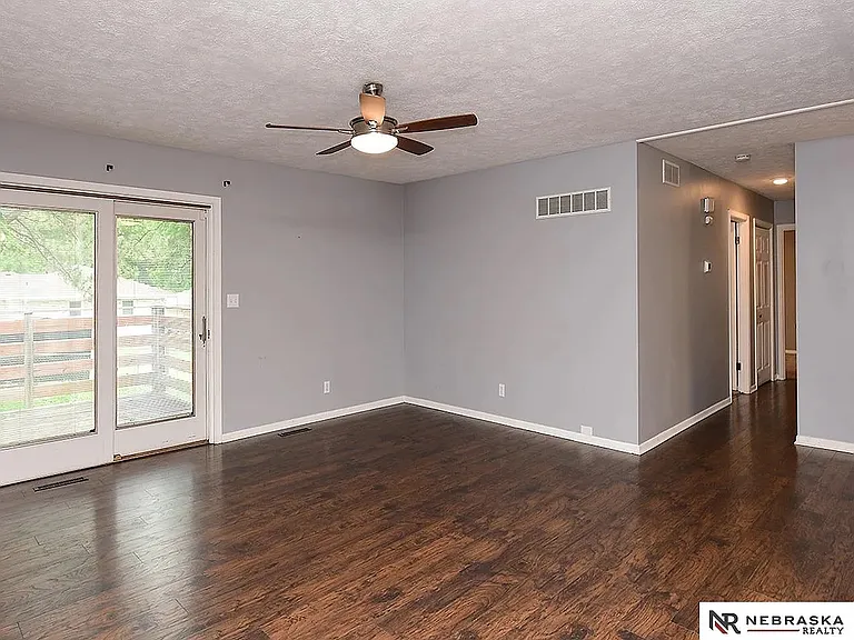 4720 S 56th St — Photo 7