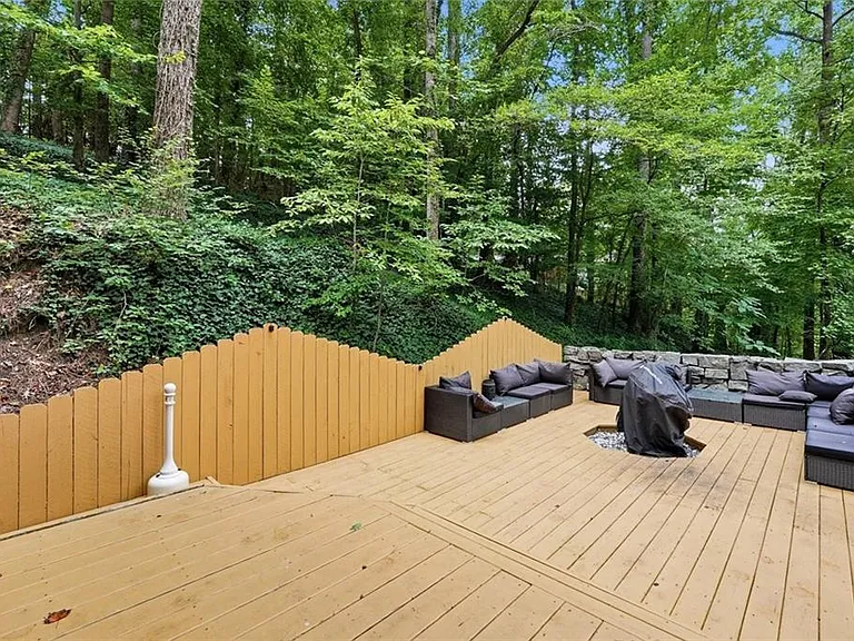 1210 E Beechwood Dr NW — Photo 13