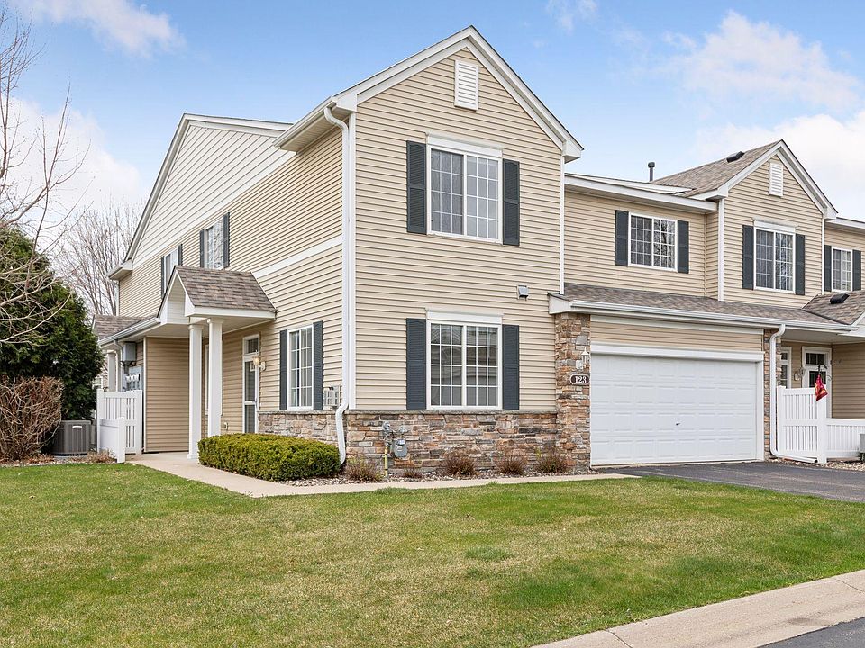 1st image of 123 River Woods Dr W