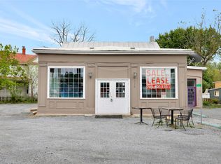 318 E King St SUITE A, Strasburg, VA 22657