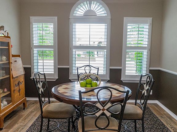 4th image of 58 Emerald Forest Dr
