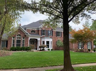 1322 Countryside Forrest Ct, Chesterfield, MO 63005