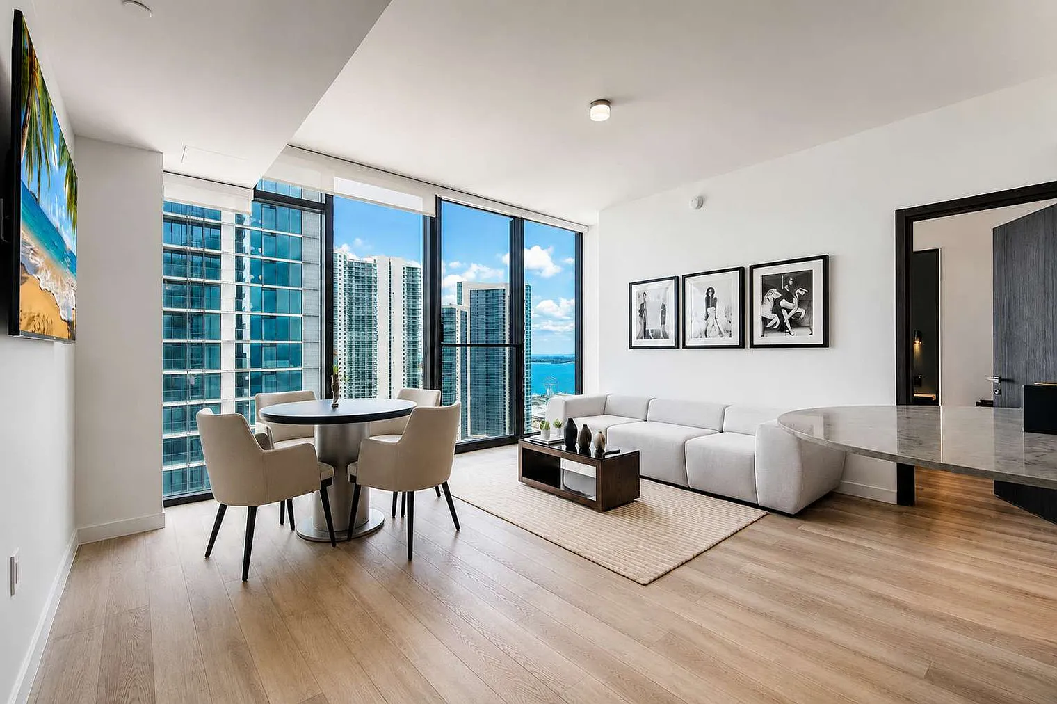 2 bed, 2.0 bath, 1097 sqft, $8,702 — Photo 1