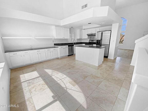 2nd image of 10933 W VISTA Avenue