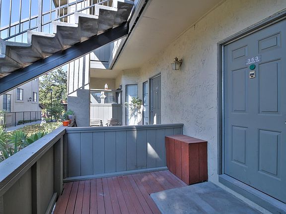 4th image of 353 Kenbrook Cir