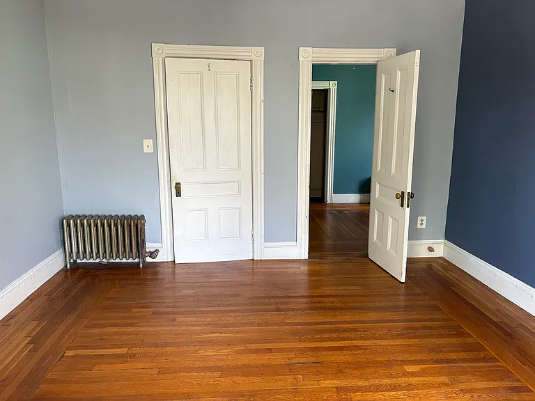 59 Bainbridge Ave — Photo 5