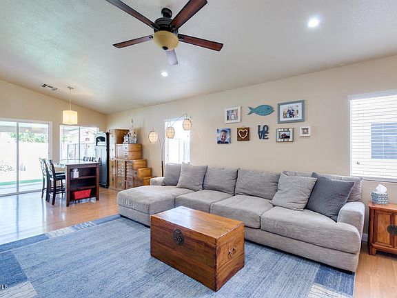 5th image of 11524 E Covina St