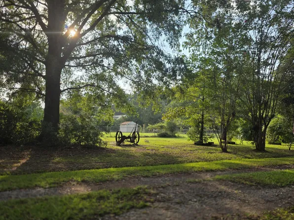 373 Cheyenne Rd, Summerville, SC 29483