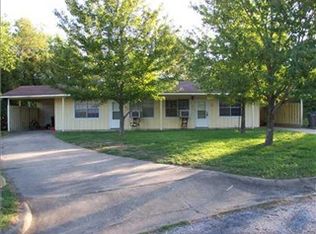 1401 W Sycamore St, Rogers, AR 72758