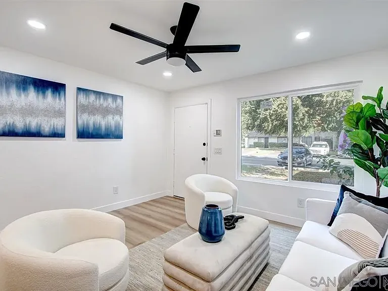 10135 Peaceful Ct — Photo 19