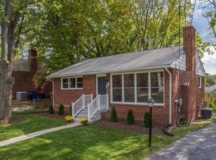 2504 Dennis Ave, Silver Spring, MD 20902