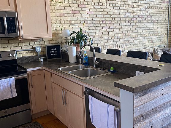 2nd image of 600 Broadway Ave NW APT 302