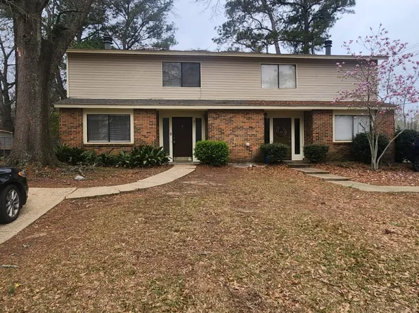 12 Rosewood Ct, Millbrook, AL 36054