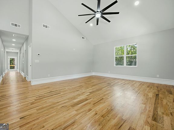 4th image of 2473 Hiram Sudie Rd