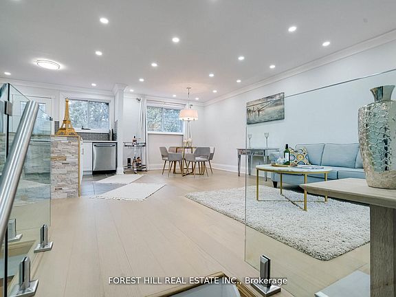 3rd image of 1 Willis Dr