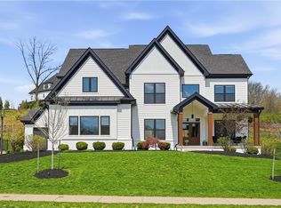 121 Birch Dr, Wexford, PA 15090