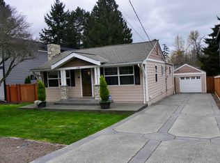 648 17th Ave W, Kirkland, WA 98033