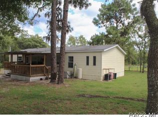 1932 N Watkins Point, Inverness, FL 34453