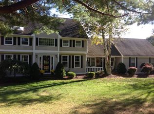 9 Somerset Dr, Avon, CT 06001