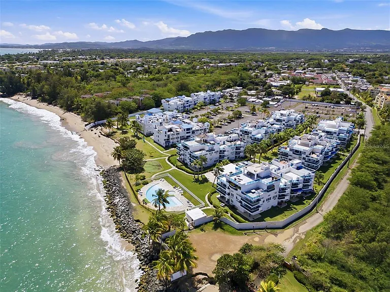 cll El Charlie Costamar Beach Village #102 — Photo 4