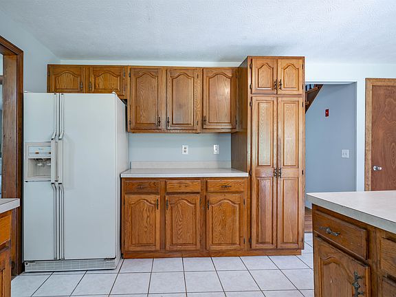 3rd image of 41 Lund Drive