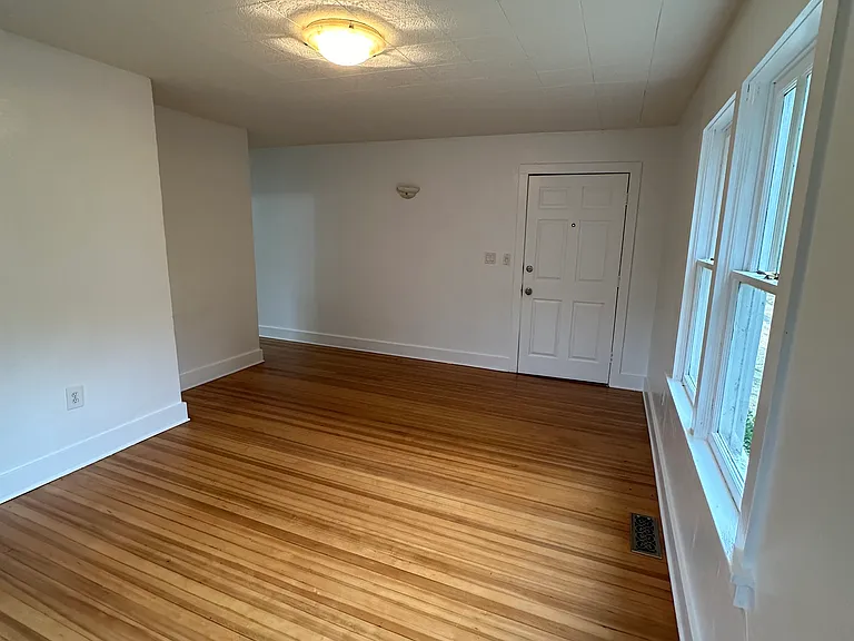 1356 SW A Ave #1356 — Photo 8