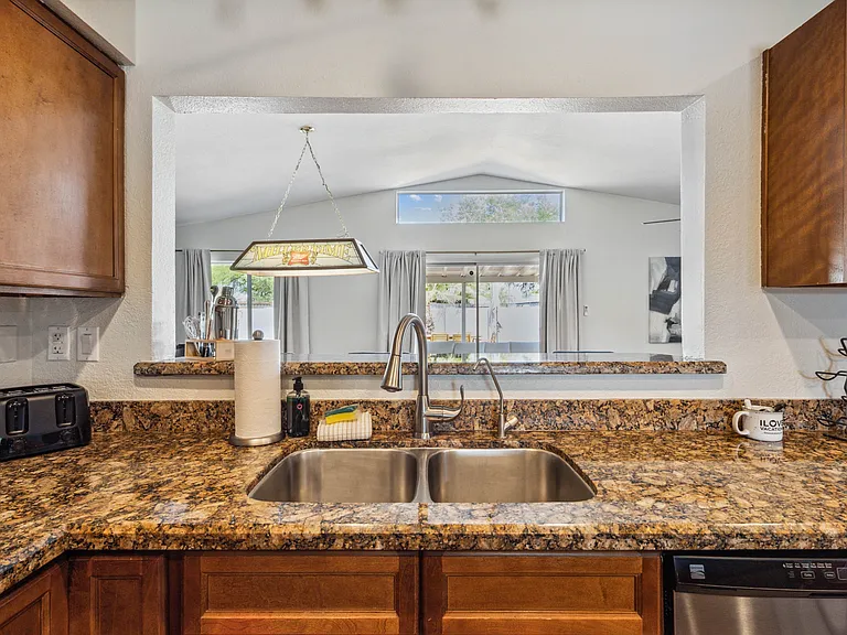 2911 N Granite Reef Rd — Photo 47