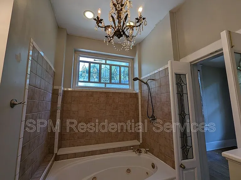 1701 Princess St — Photo 14