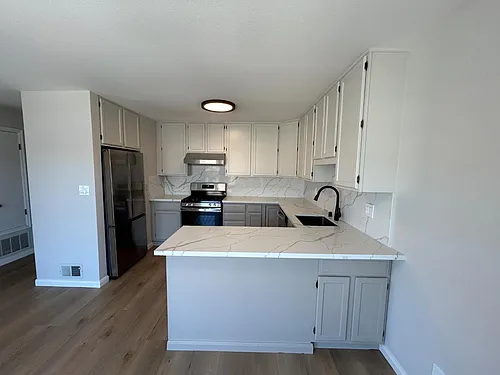 3907 California St #2 Photo 1