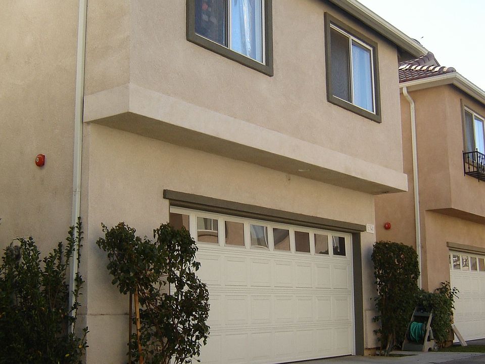 1st image of 8554 Burnet Ave Unit 134