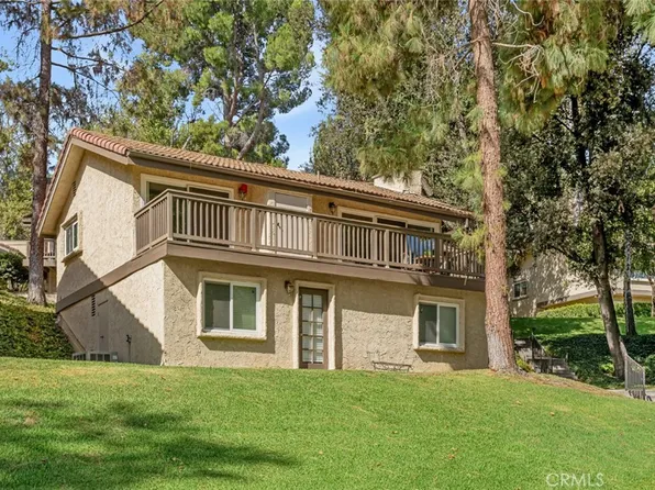 66 Mockingbird Ct, Oak Park, CA 91377