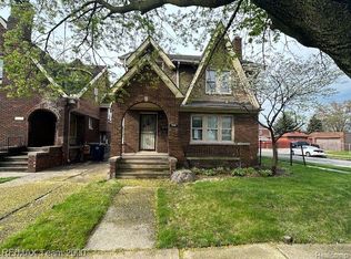 104 Walnut St, River Rouge, MI 48218