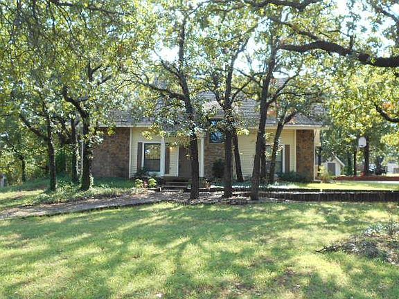 2nd image of 341919 Golfview Dr