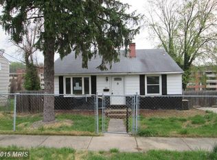 422 Winslow Rd, Oxon Hill, MD 20745