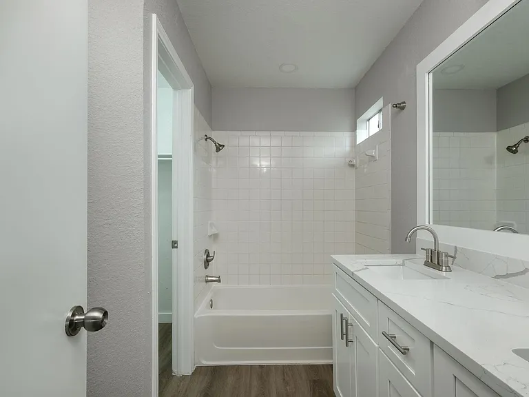 1301 Black Cherry Dr — Photo 14