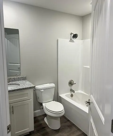 1123 S Porter Ave — Photo 13