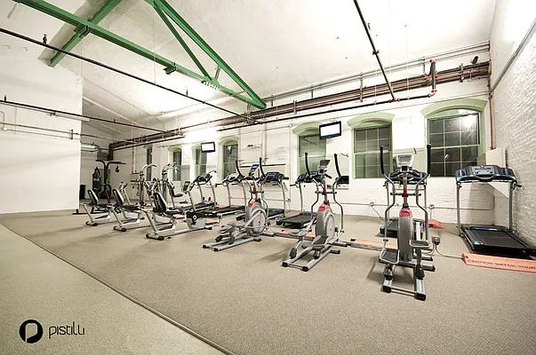 Rented by Pistilli Realty Group | media 30