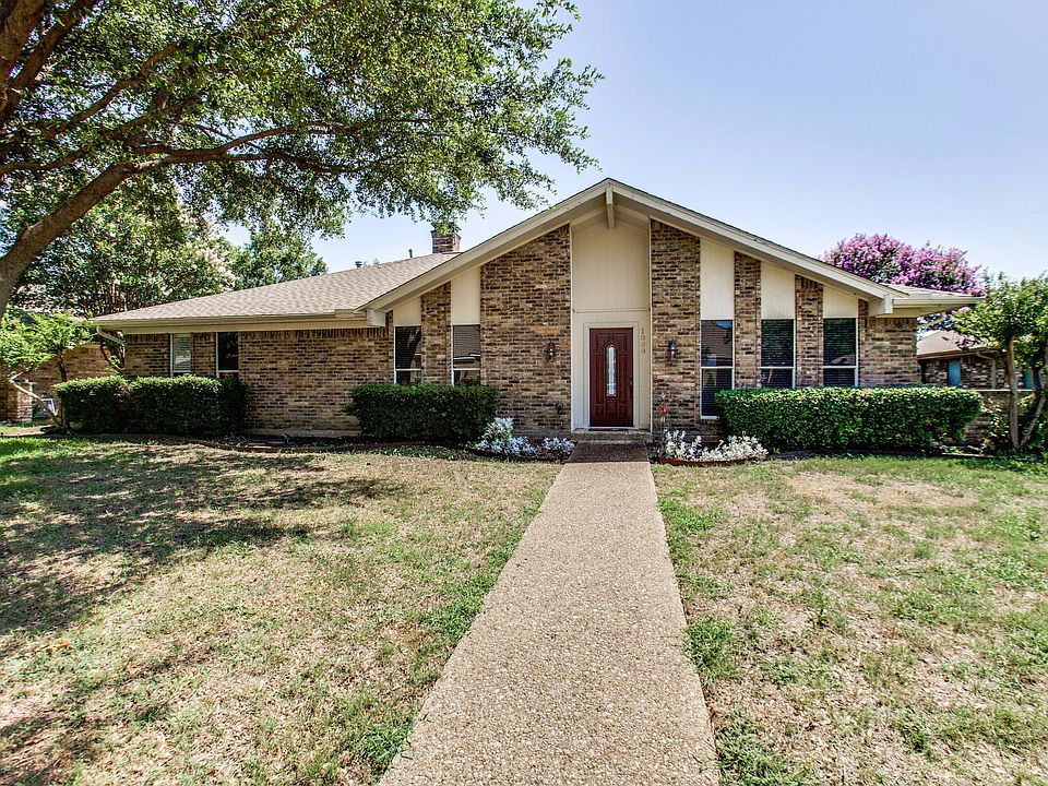 1st image of 1008 E Berkeley Dr