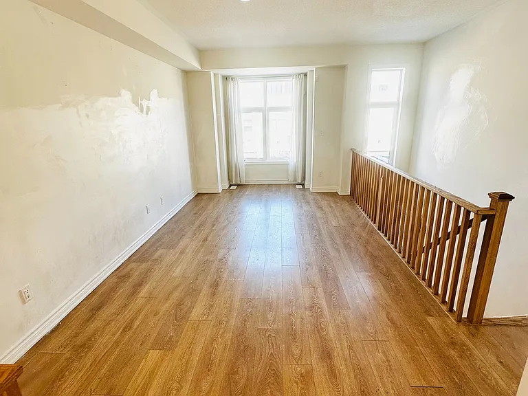 783 Kootenay Path — Photo 23