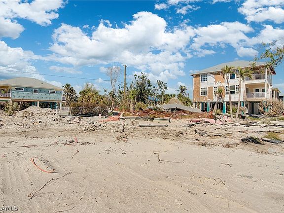 4th image of 4451 Estero Blvd