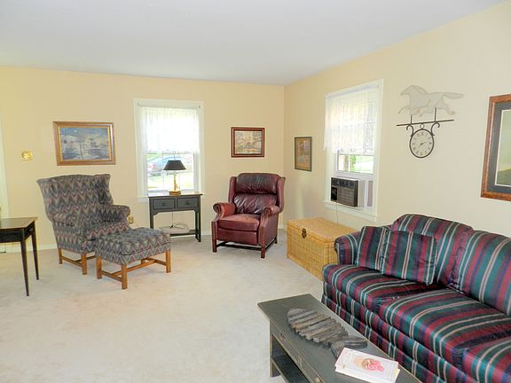 2nd image of 111 Selby Blvd