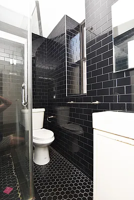 Rented by Bohemia Realty Group | media 29