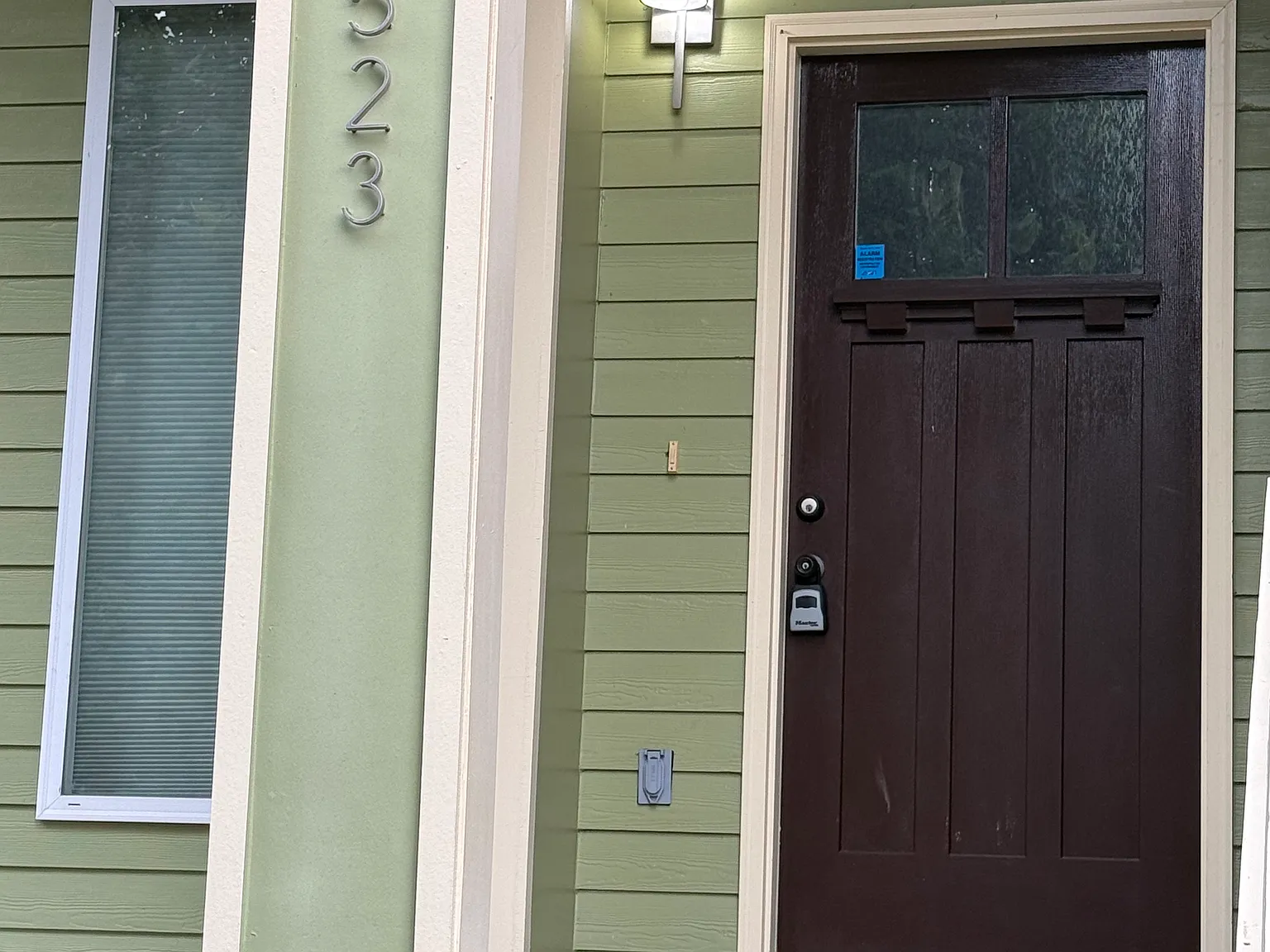3 bed, 1570 sqft, $2,225 — Photo 2