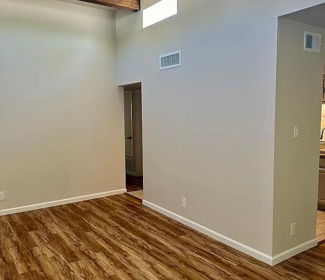 4232 Trinity Pl NW — Photo 4